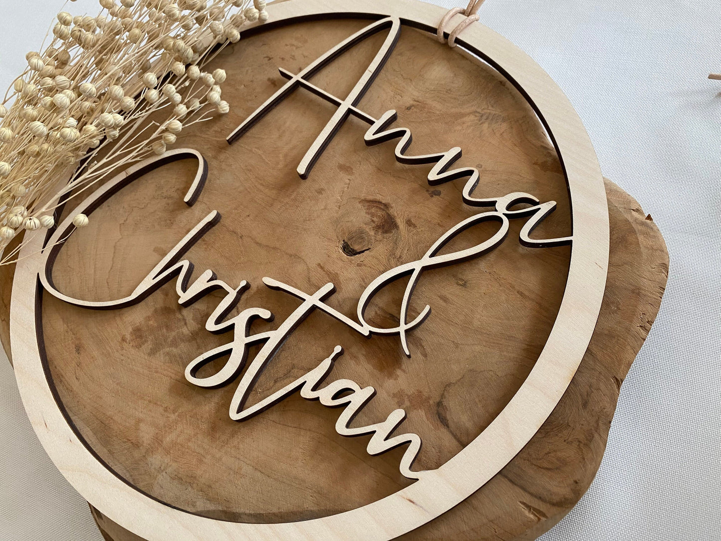 Holzschild - personalisiert mit 2 Vornamen + Datum Ø20cm oder Ø30cm