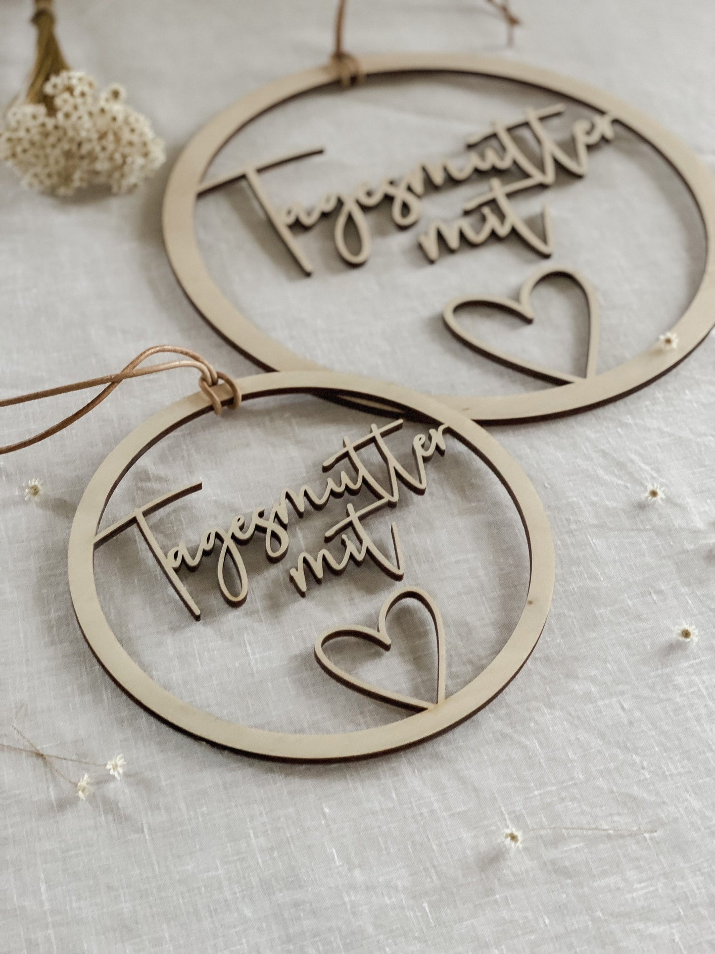 Holzschild - mit Herz Ø20 oder Ø30cm