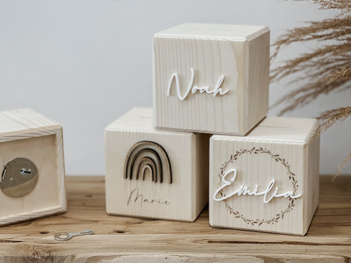 Personalisierte Spardose aus Holz I Spardose mit Namen I Geschenk zur Geburt, Taufe oder Einschulung