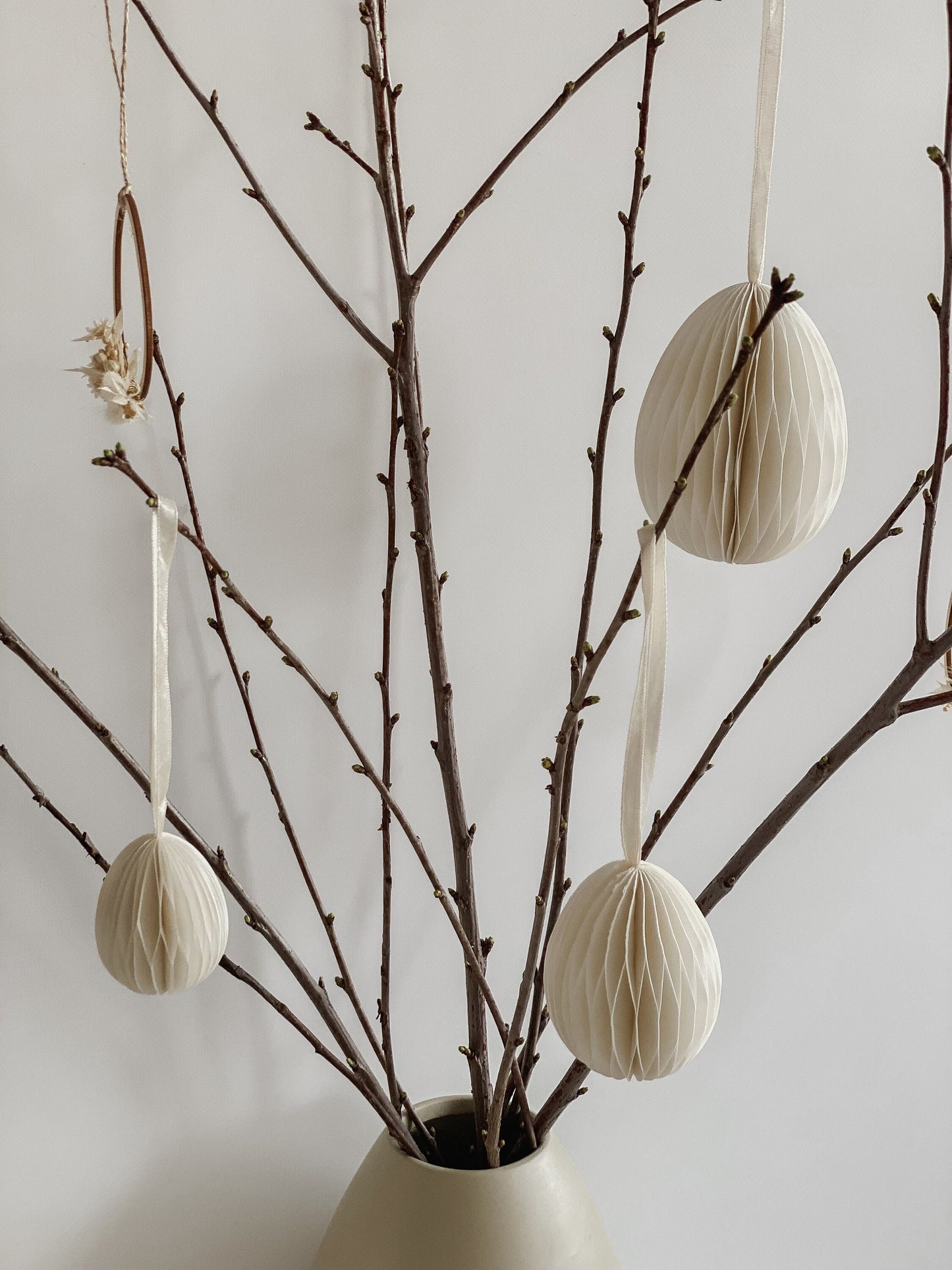 Osterei aus Papier I Wabenei I Osterdekoration I Ei-Anhänger für Osterstrauch I Skandinavische Deko