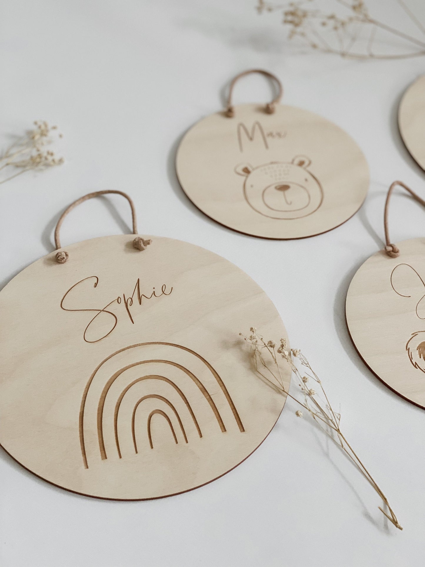 Holzschild mit Name I Namensschild mit Motiv I personalisiertes Holzschild I Kinderzimmer I Geschenk zur Geburt