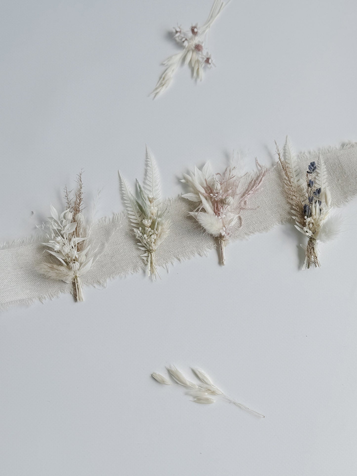 Holzbuchstabe personalisiert mit Trockenblumen I Türschild personalisiert mit Name I Namensschild 3D-Effekt I Kinderzimmerdeko