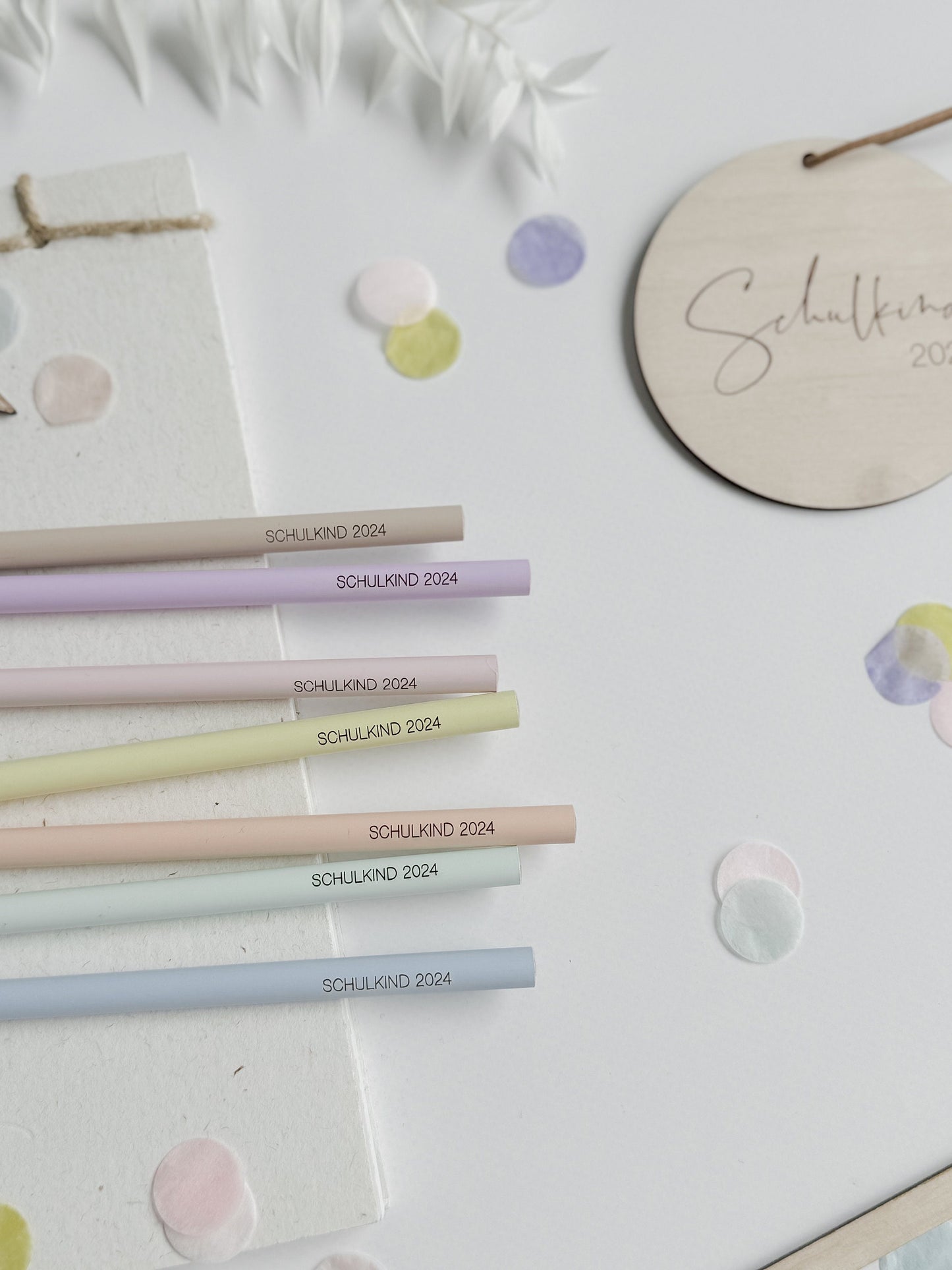 Bleistift mit Gravur Schulkind 2025 I Endlich Schulkind I 3er-Set I Schulstart I Geschenk Einschulung  I Geschenk Schultüte