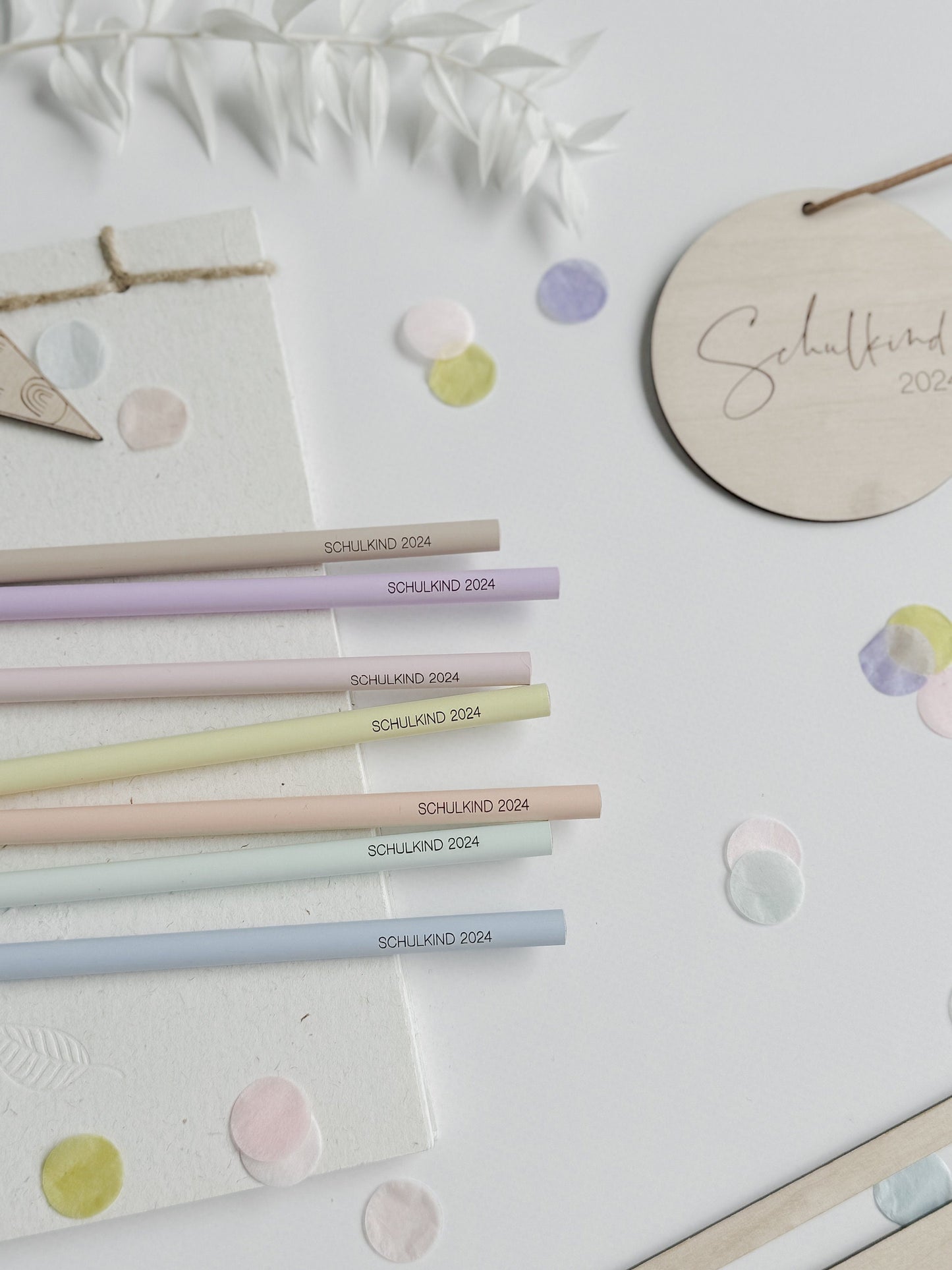 Bleistift mit Gravur Schulkind 2025 I Endlich Schulkind I 3er-Set I Schulstart I Geschenk Einschulung  I Geschenk Schultüte