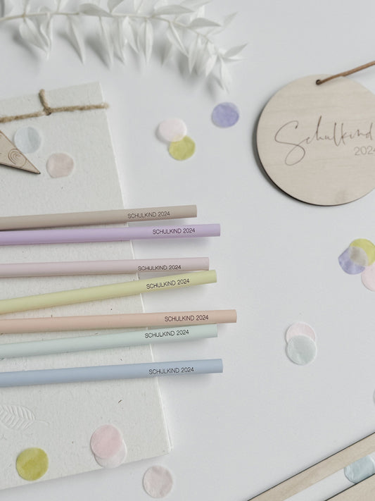 Bleistift mit Gravur Schulkind 2025 I Endlich Schulkind I 3er-Set I Schulstart I Geschenk Einschulung  I Geschenk Schultüte