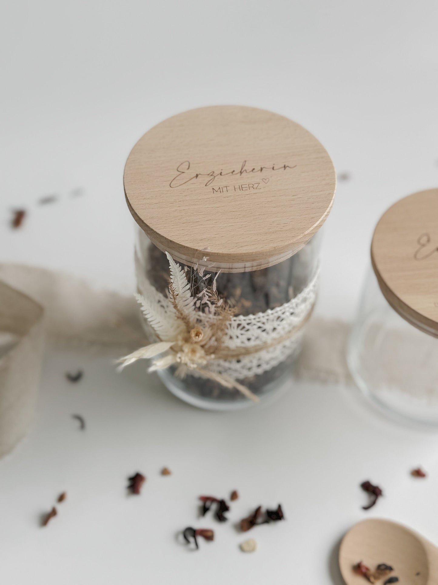 Personalisiertes Vorratsglas mit Holzdeckel I Erzieherin mit Herz I Lehrerin mit Herz I Abschiedsgeschenk Kindergarten I Schule