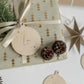 Personalisierte Christbaumkugel aus Holz I Weihnachtskugel aus Holz mit Namen I Christbaumschmuck I personalisierter Geschenkanhänger