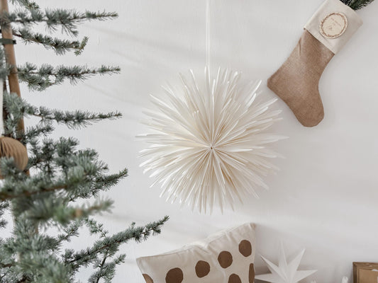 Papierstern Schneeflocke weiß 50cm I Weihnachtsdekoration hängend I Dekostern I Faltstern I Weihnachtsstern