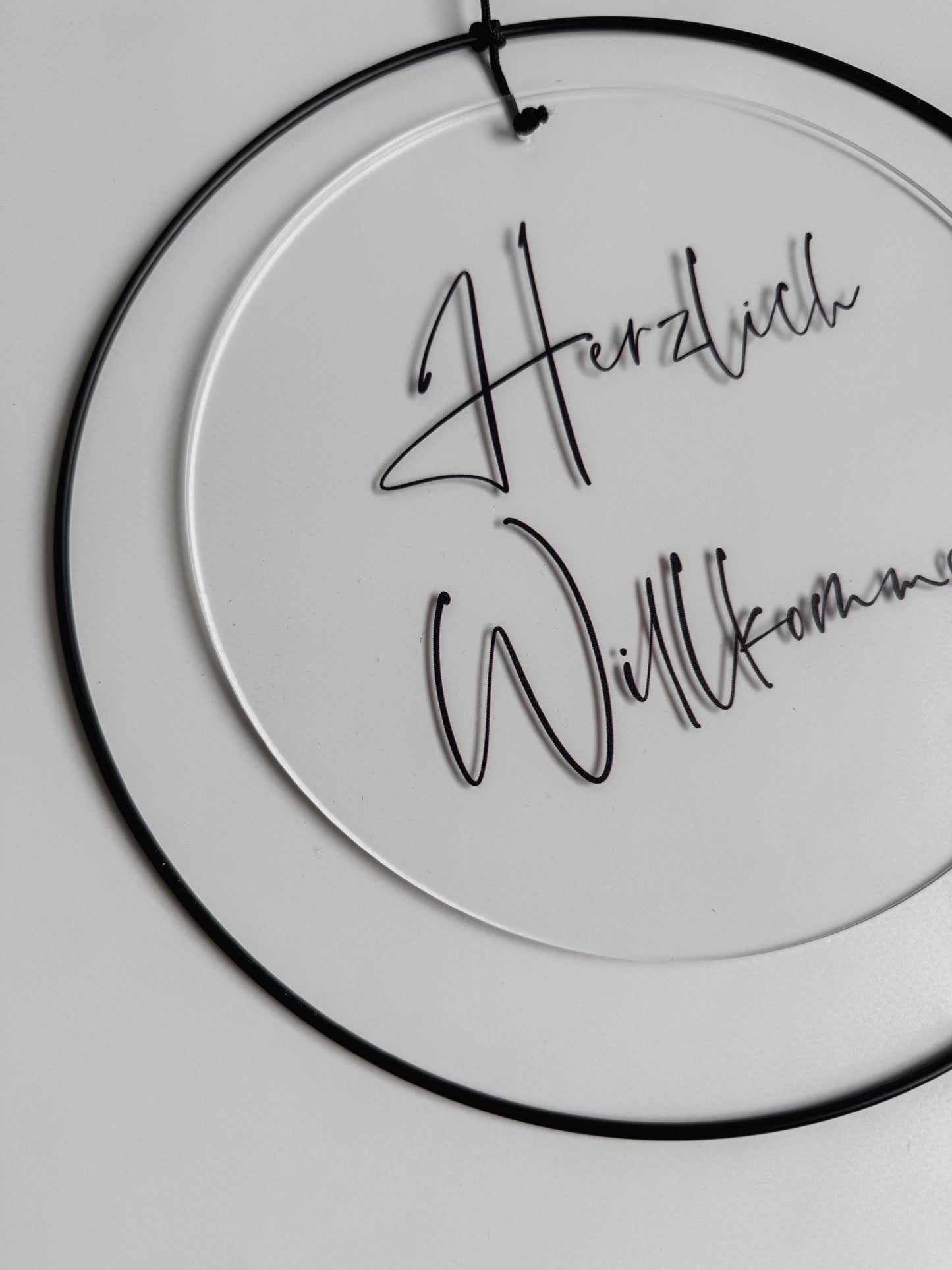 Türschild ‚Herzlich Willkommen‘ mit Metallring I Acrylschild I Holzschild I Geschenk zum Geburtstag I Mitbringsel zum Einzug