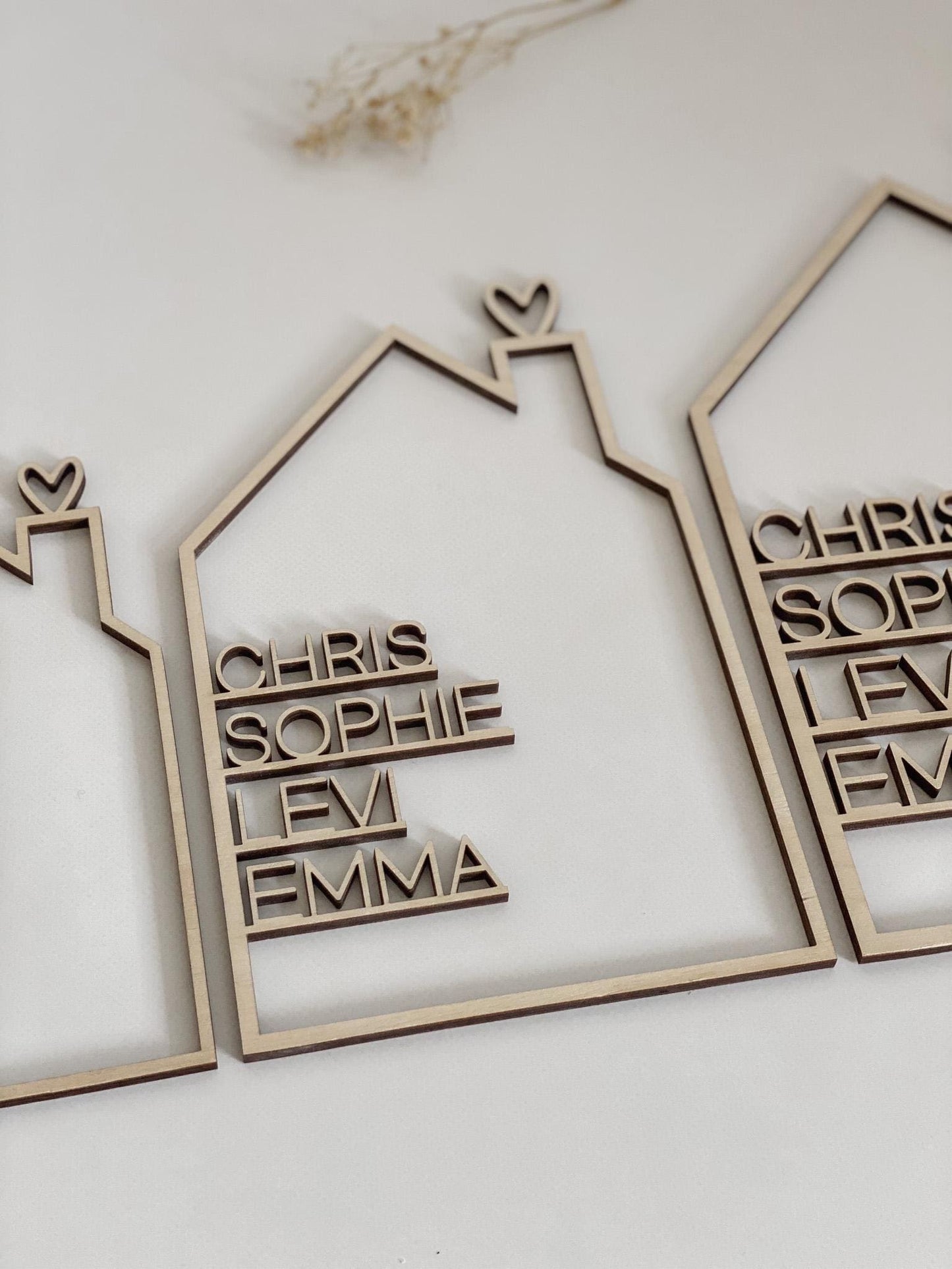 Haus mit Namen I Haus mit Familienname I personalisiertes Holzhaus I Geschenkidee zum Einzug I Richtfest