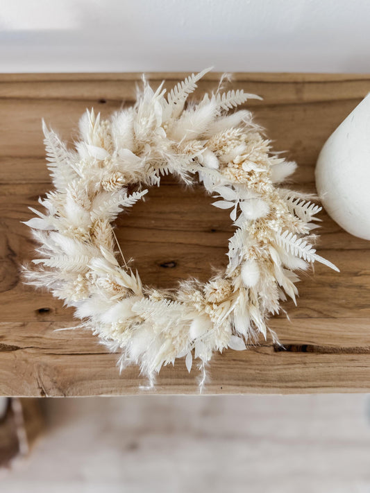 Kerzenkranz aus Trockenblumen Creme-weiß I Blumenkranz für Tauf-, Kommunions- oder Hochzeitskerze I Trockenblumenkranz für Windlicht